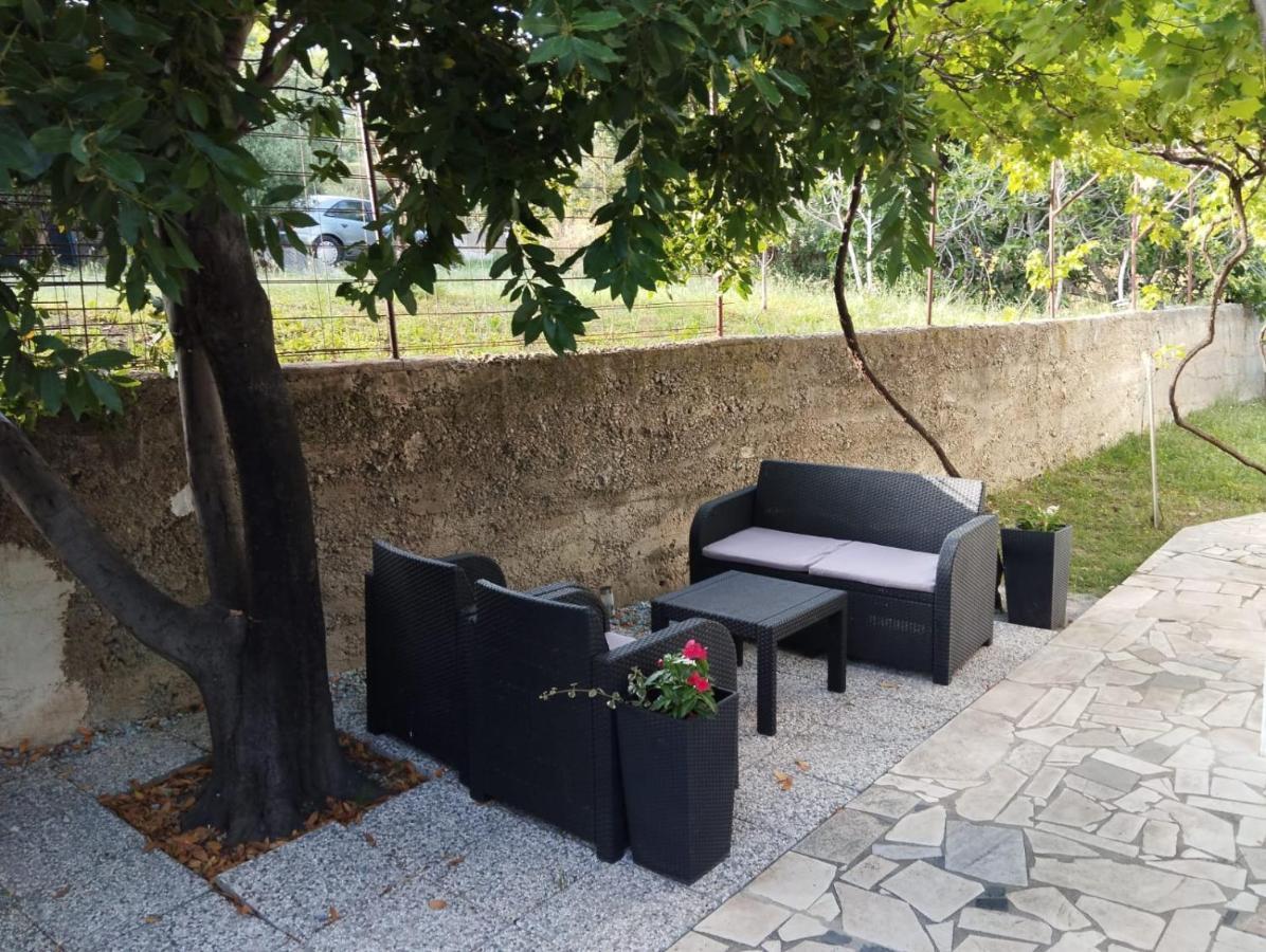 M&M Pelivan Apartments Salona Kültér fotó