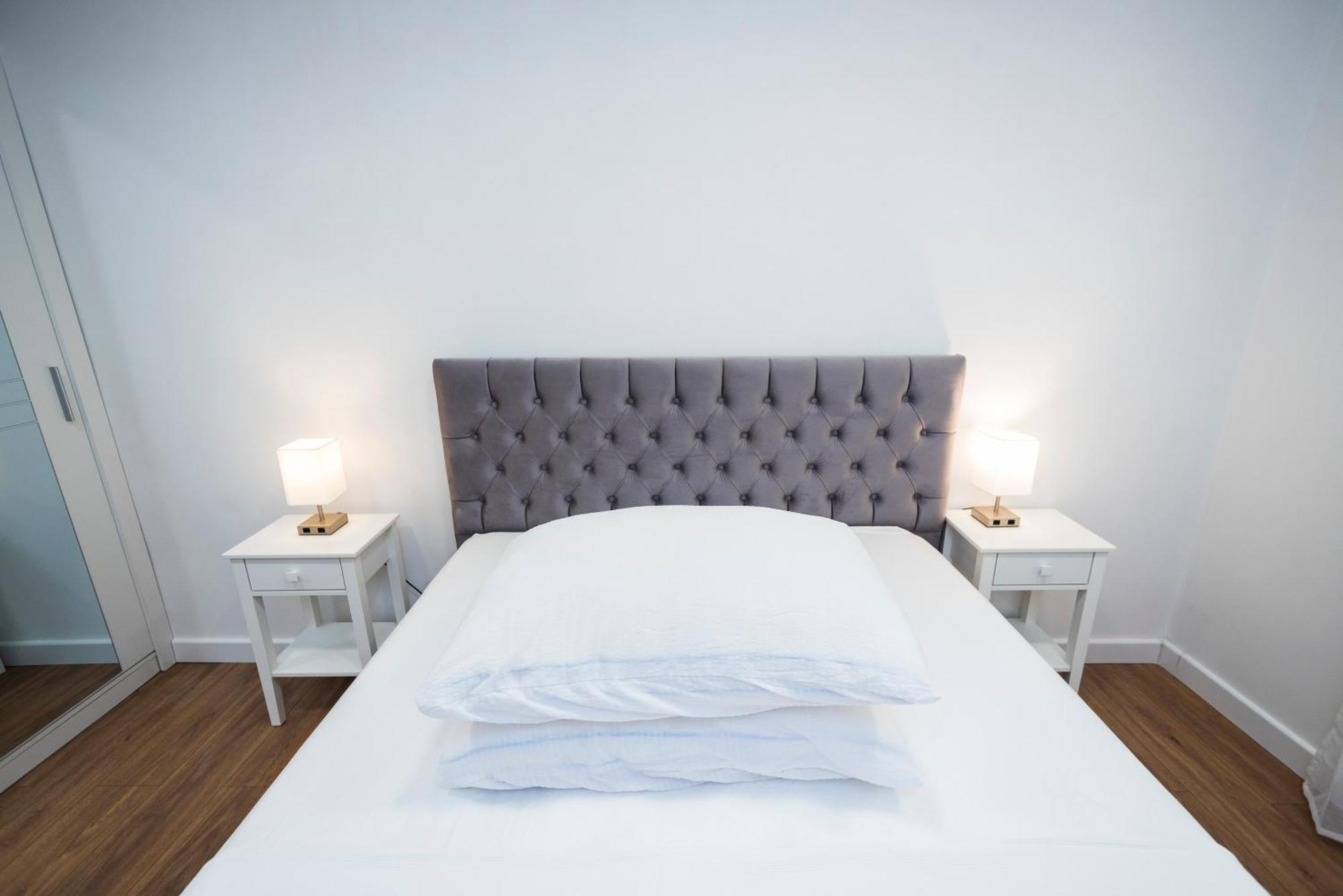 M&M Pelivan Apartments Salona Kültér fotó