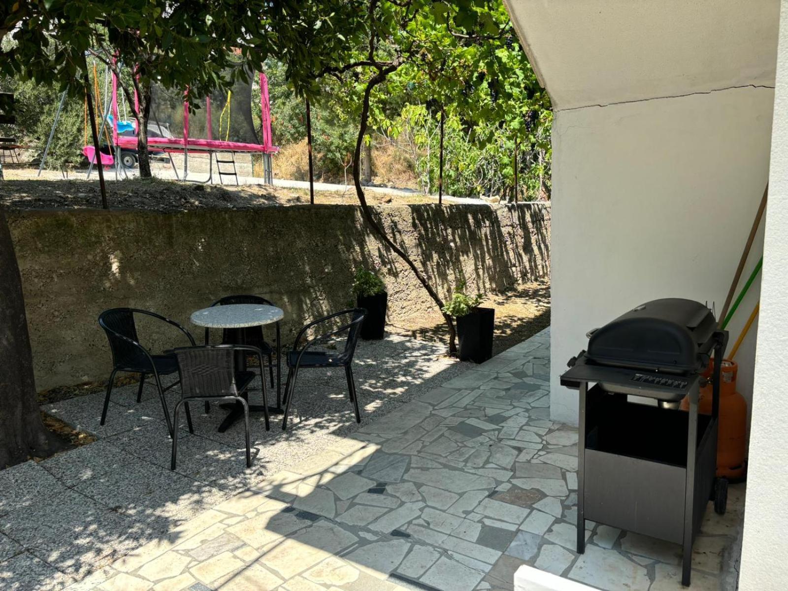 M&M Pelivan Apartments Salona Kültér fotó